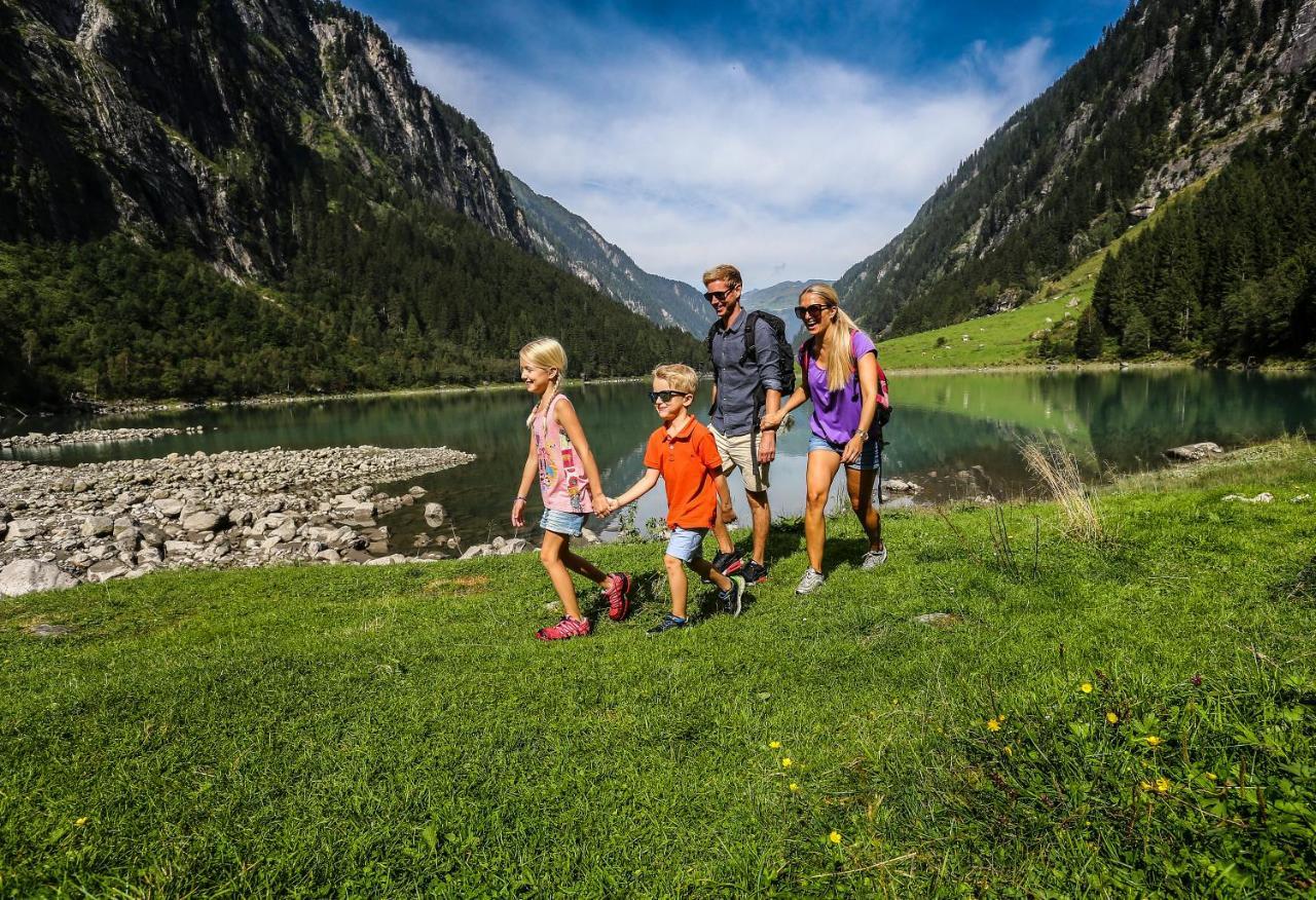 Monas Home Mayrhofen Ngoại thất bức ảnh